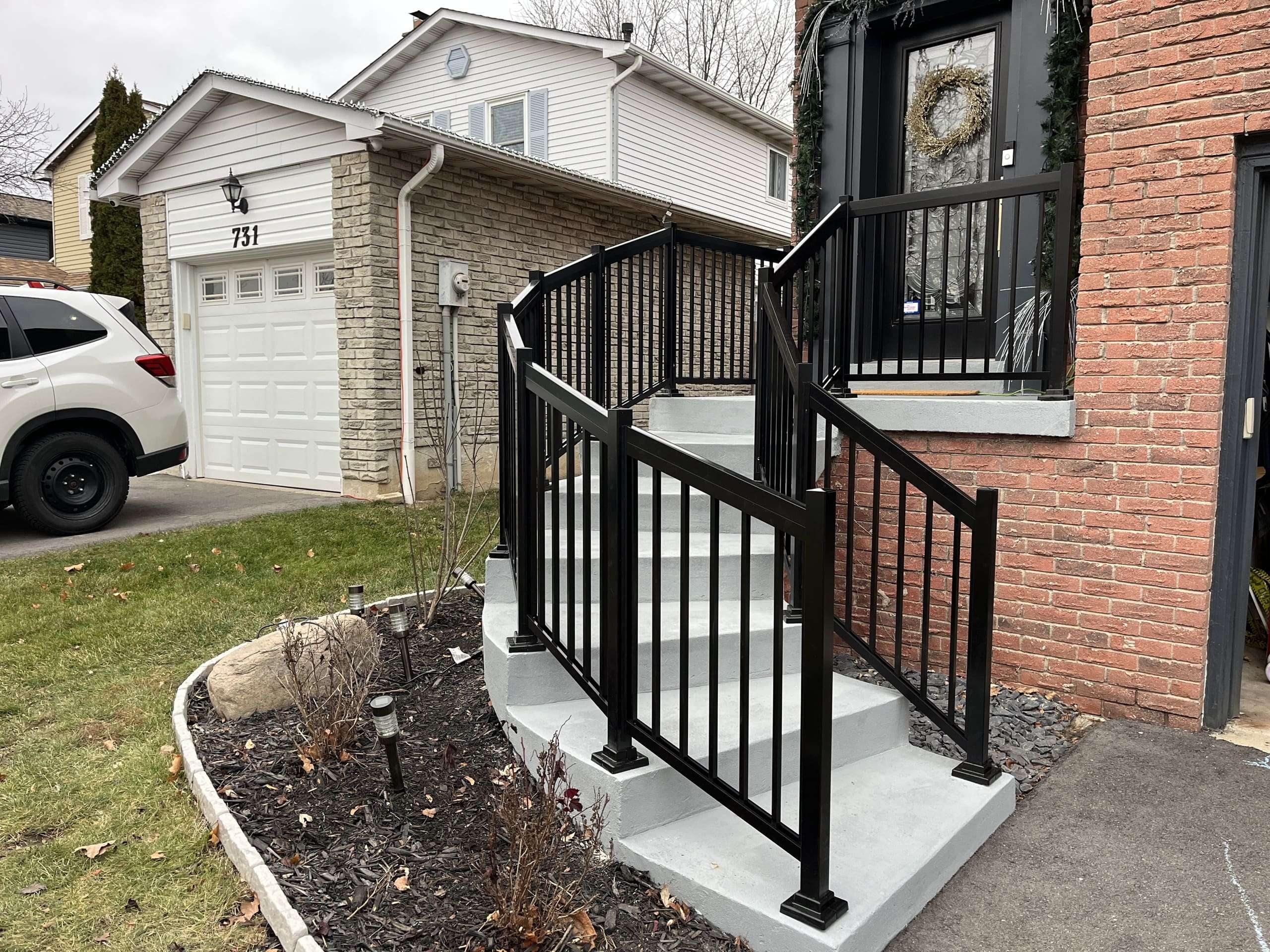 Aluminum Porch Railings Installation on Curved Stairs BLACK Pickets Milton-ON